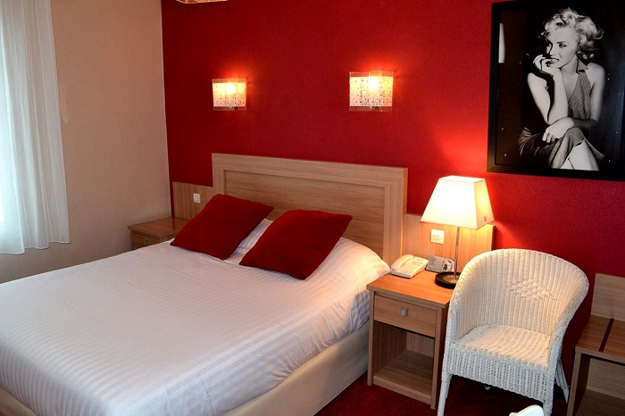 location de chambre dans un Hôtel avec canal + en Vendée 